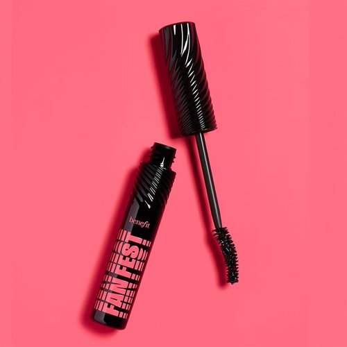 Benefit Fan Fest Fanning & Volumizing Mascara vodoodporna za volumen maskara 4 g Odtenek hyper black Cene