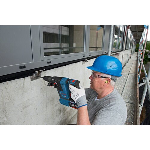 Bosch gbh 18V-26F akumulatorski elektro-pneumatski čekić za bu&amp;scaron;enje sa sds plus prihvatom 061191000K Slike