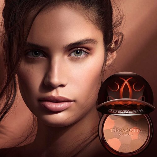 Guerlain Terracotta Light bronzer i highlighter nijansa 03 Medium Warm 10 g Slike