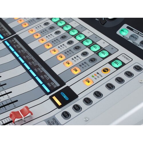 Yamaha TF1 Digitalna me&amp;scaron;alna miza, 16 kanalna - - Audio-Kondric Slike
