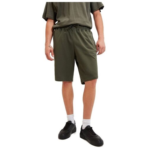 Ellesse Kratke hlače &amp;amp; Bermuda Romoia pisana Slike