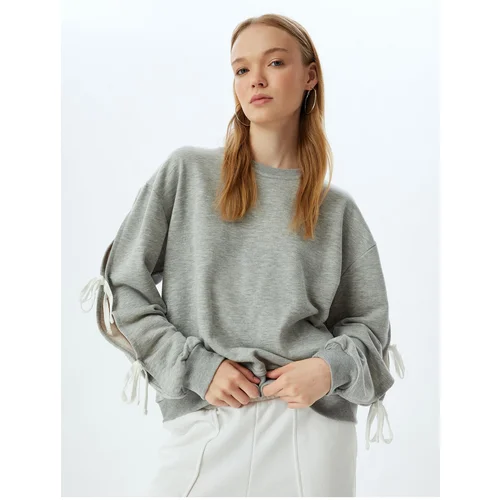 Koton Oversize Sweatshirt Bow Detailed Crew Neck Long Sleeve