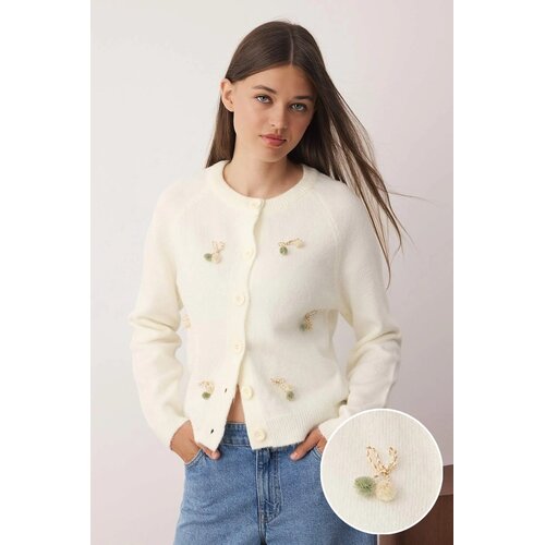 TRENDYOLMILLA Ženska jakna Cherry Accessory Detailed Knitwear Cardigan Twoaw26Hi00141, Bela-Bela Cene