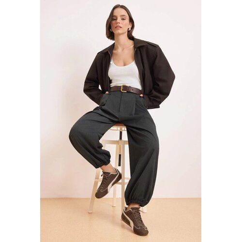 TRENDYOLMILLA ženske pantalone model Twoaw26Pl00169, antracit-siva Cene