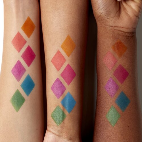 NYX Professional Makeup Ultimate Edit senčilo za oči 7,2 g odtenek 06 Utopia Cene