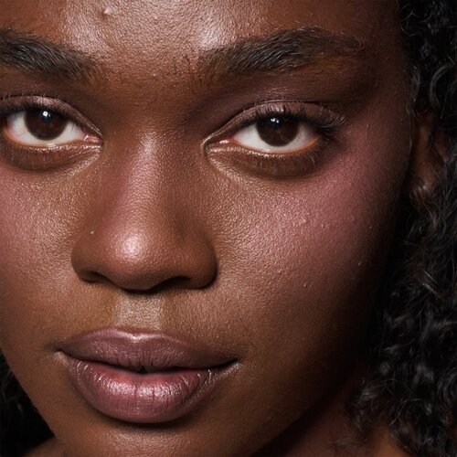MAC Cosmetics Skinfinish Colourstruck rdečilo odtenek Honeylove 4.5 g Slike
