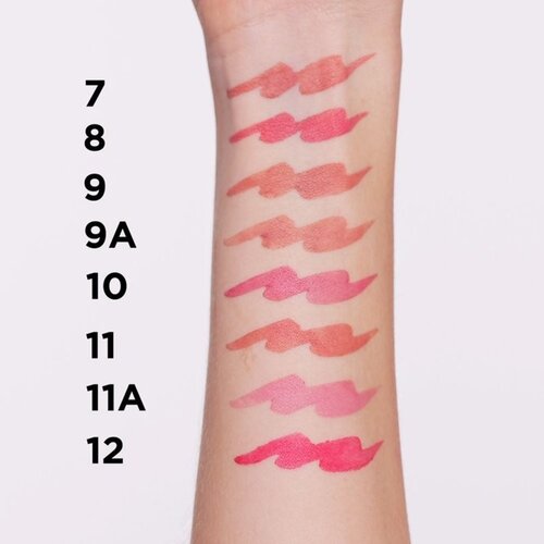 Eveline Cosmetics Wonder Match Creamy mat tekoča &amp;scaron;minka odtenek 04 Caramel 6.8 ml Slike