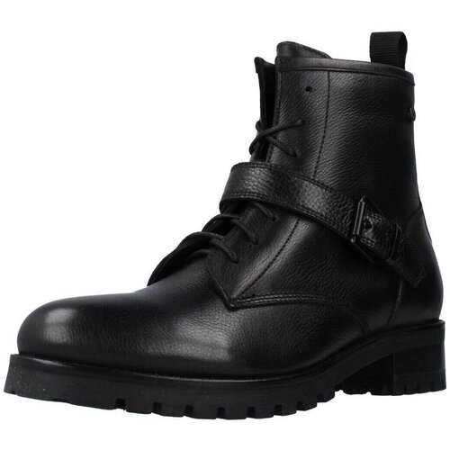 Kangaroos &amp;Scaron;kornji K71 11 Črna Slike