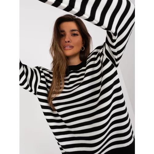 Fashion Hunters Black and ecru striped oversize sweater