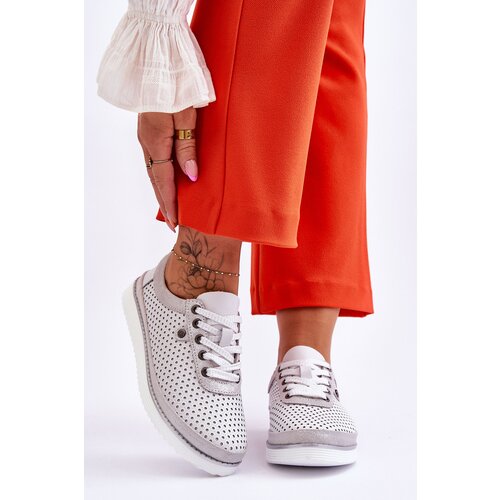 Kesi Fashionable leather openwork sports shoes White-silver Cantare Slike