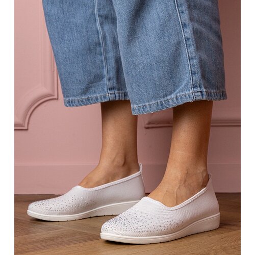 Gemre White women's sneakers with rhinestones Luizet Cene