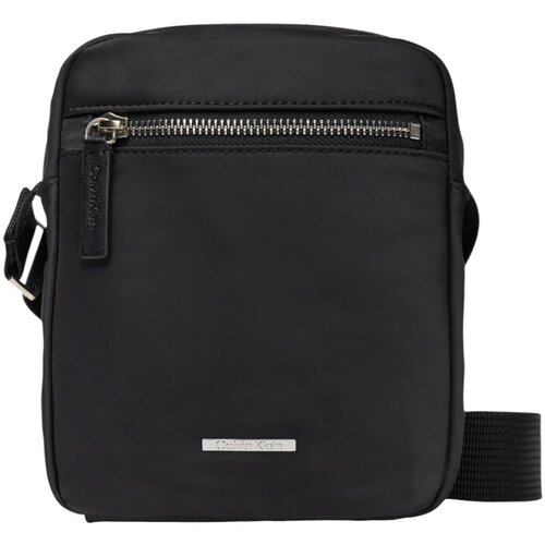 Calvin Klein Jeans Torbe za čez ramo SLEEK NYLON REPORTER LV04D3176G Črna Slike