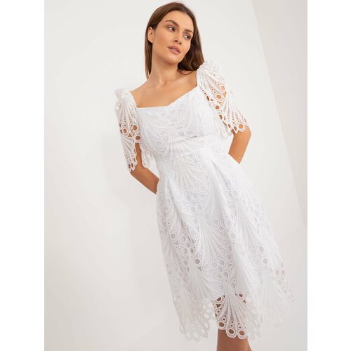 Fashion Hunters White midi dress with an openwork pattern Slike