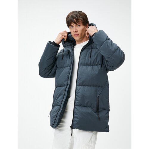 Koton Inflatable Coat Hooded, Pocket Detailed with Zipper. Slike