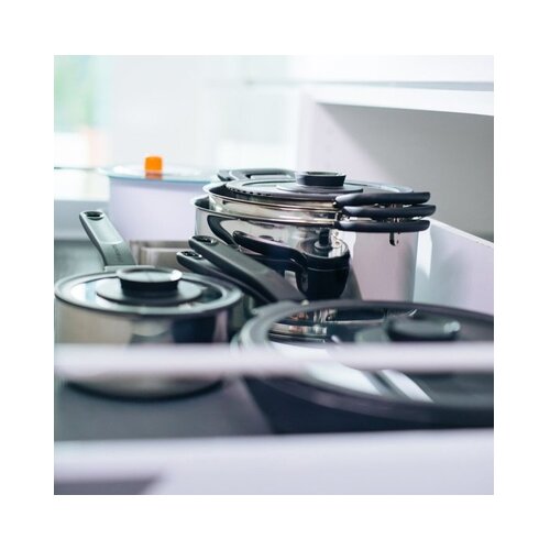 Fiskars 1026575 &amp;scaron;erpa za dinstanje, 26 cm, nehrđauće željezo Slike