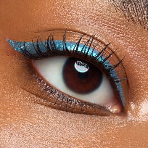 Catrice Space Glam tekoče črtalo za oči z ble&amp;scaron;čicami odtenek 030 Cosmic Chrome 1.4 ml Slike
