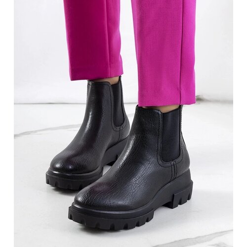 D/CEO Black patent leather insulated boots Campi Slike