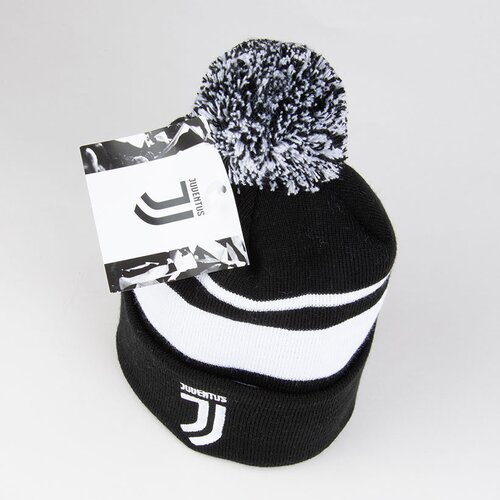  Juventus zimska kapa Slike
