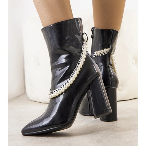 Gemre Black patent block heel ankle boots Ceballo Cene
