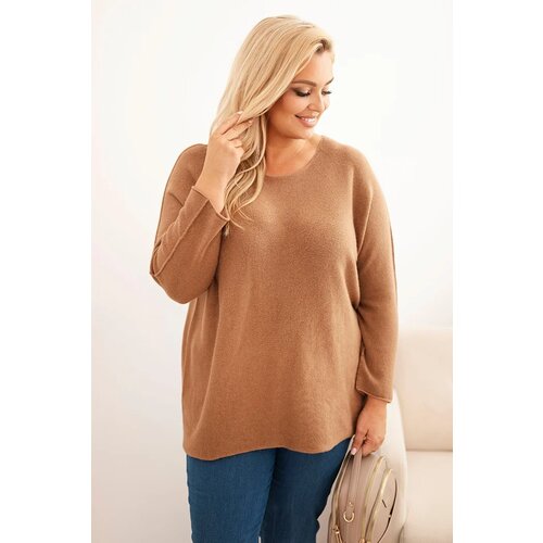 Kesi Włoski Plus size women&amp;#039;s sweater with a boat neckline camel Slike