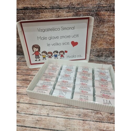  Darilo s čokoladicami UČITELJICA ČOKDAR 36-03 Cene