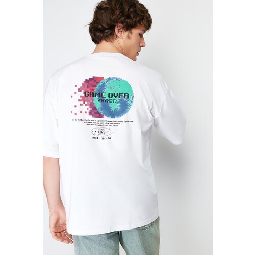 Trendyol Men's White Oversize/Wide-Fit Space Back Printed 100% Cotton T-shirt Slike