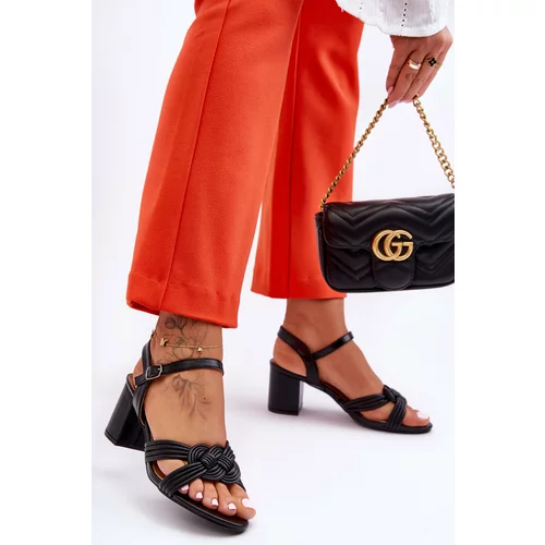 Kesi Comfortable leather heeled sandals golden bellamy