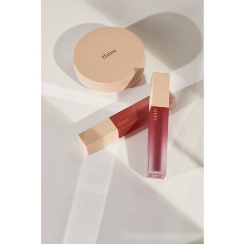 Thim Luminous Skin Cushion dolgoobstojni tekoči puder v gobici za osvetljevanje kože in hidratacijo odtenek 19 Porcelain 15 g Slike