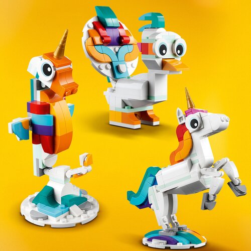 Lego Creator 3in1 31140 Čarobni jednorog Slike