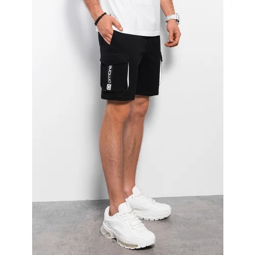 Ombre Men's shorts with cargo pockets - black