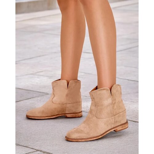Resti Boots in cowboy style on a covered wedge Blueston Cene