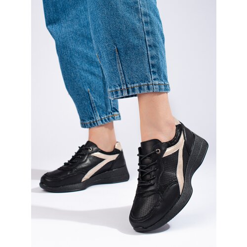 SHELOVET Leather black sneakers on the platform Slike