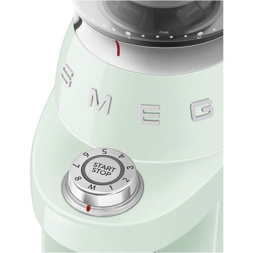 Smeg CGF03PGEU kavni mlincek v pastelno zeleni barvi. Slike