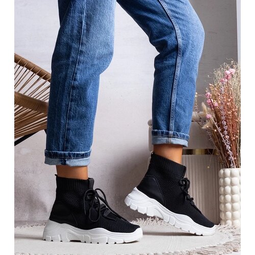 D/CEO White trainers Justar Cene