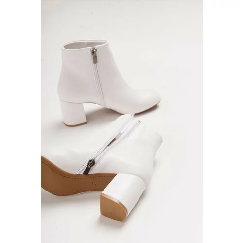 LuviShoes 4901 White Skin Women's Boots