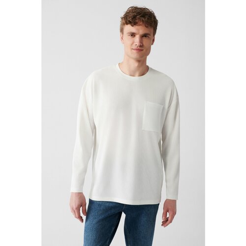 Avva Men's White Oversize No Iron Jacquard Long Sleeved Pocket T-shirt Slike