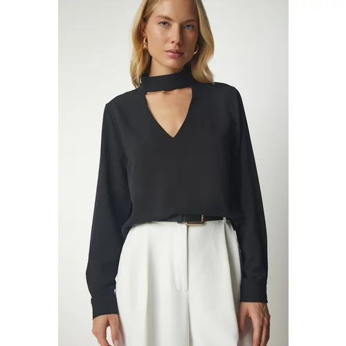 Happiness İstanbul Women's Black Crepe Blouse with Window Detailed and Decollete