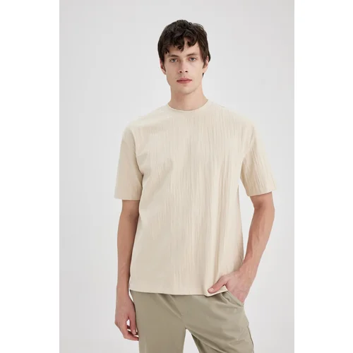 Defacto Oversize Fit Crew Neck Short Sleeve T-Shirt