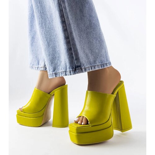 Gemre Green high-heeled flip-flops Mercure Slike