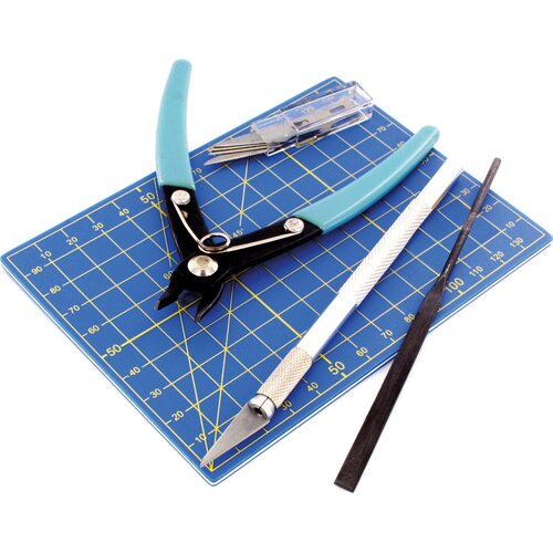 Vallejo Plastic Modelling Set - 1 set. Cene