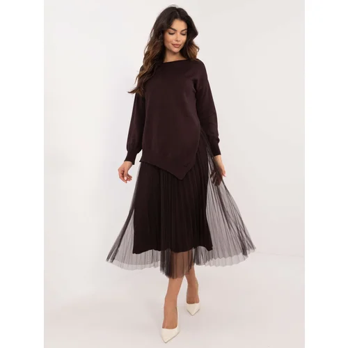 Fashionhunters Dark brown copmlet of sweater and skirt