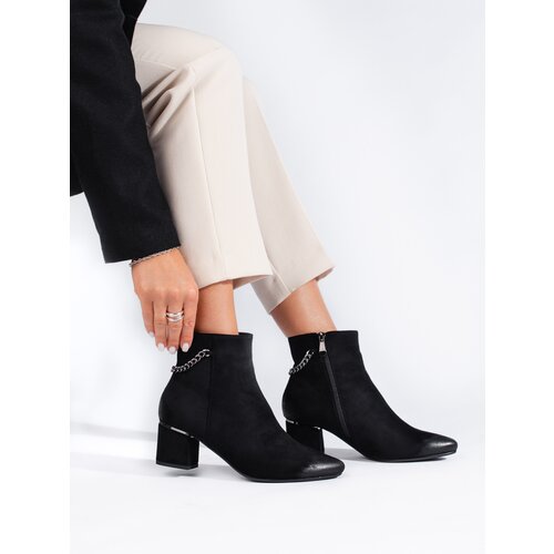 VINCEZA Black suede women's ankle boots on post Slike