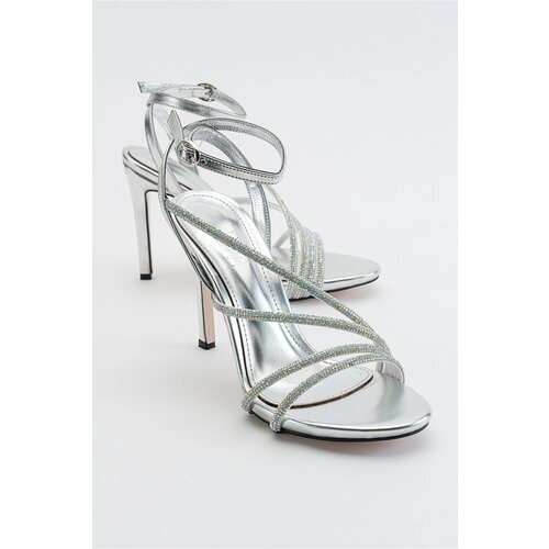 LuviShoes Leedy Silver Women's Heeled Shoes Cene