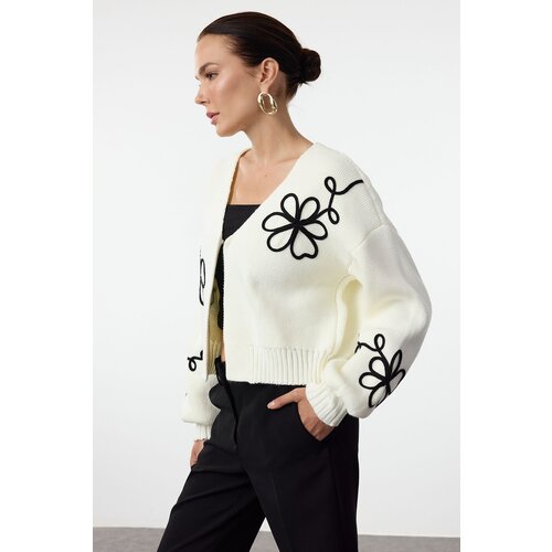 Trendyol Ecru Embroidery Detailed V Neck Knitwear Cardigan Slike