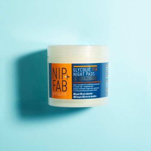 NIP+FAB Glycolic Fix Extreme čistilne blazinice za noč 60 kos Slike