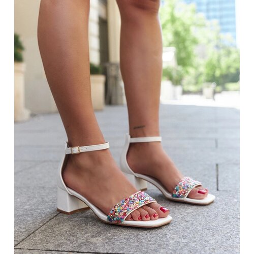 Gemre Ghusona block-heeled sandals with colorful stones Cene