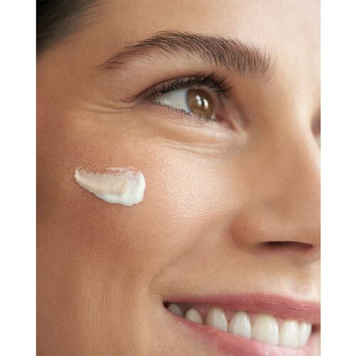 Nivea Cellular Luminous 630 Antispot Tinted Fluid dnevna krema za obraz 40 ml za ženske Slike