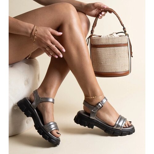 D/CEO Black sandals on a block heel Millo Cene