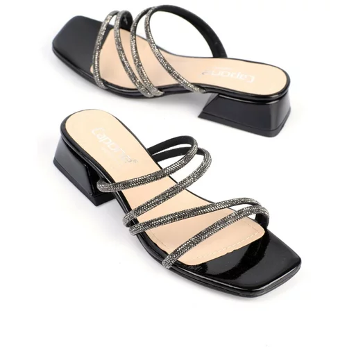 Capone Outfitters Capone Flat Toe Women's Band Banded Short Heels Patent Leather Black Women's Slippers.