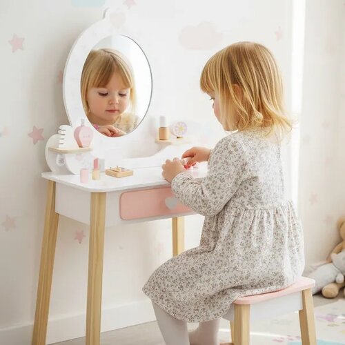 CUTE&COOL- Cute&Cool drvena igračka make-up sto i stolica Cene